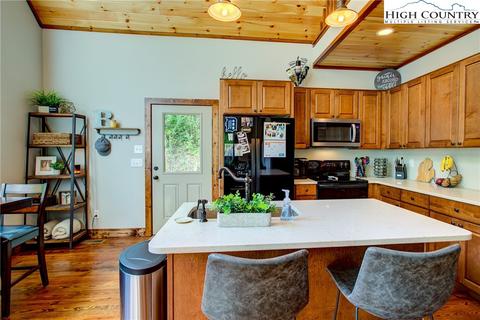 726 Joe Shoemaker Rd, Vilas, NC 28692 photo 14