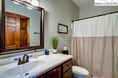 726 Joe Shoemaker Rd, Vilas, NC 28692 photo 10
