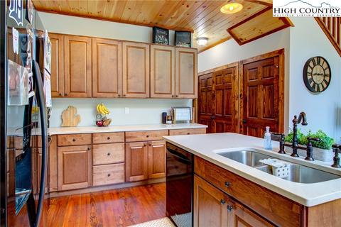726 Joe Shoemaker Rd, Vilas, NC 28692 photo 13