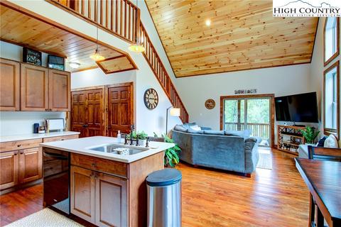 726 Joe Shoemaker Rd, Vilas, NC 28692 photo 12