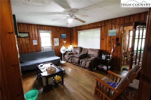 200 Spruce St, Boone, NC 28607 photo 9