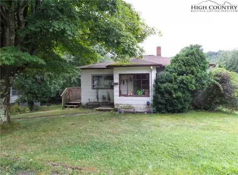 200 Spruce St, Boone, NC 28607 photo 4