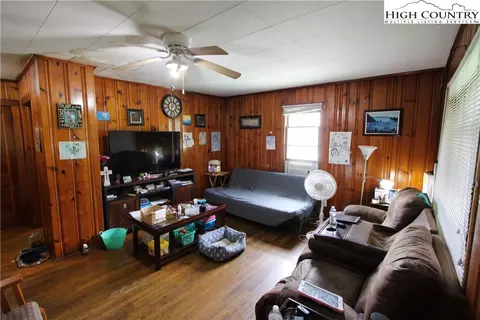 200 Spruce St, Boone, NC 28607 photo 11