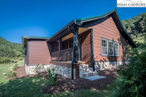 1440 Cabbage Creek Rd, Creston, NC 28615 photo 2