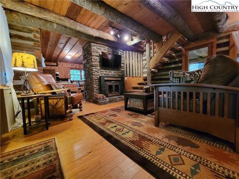 225 Quiet Pl, Todd, NC 28684 photo 11