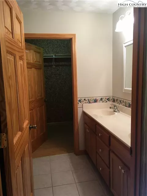 1173 Brown Rd, Sparta, NC 28675 photo 32