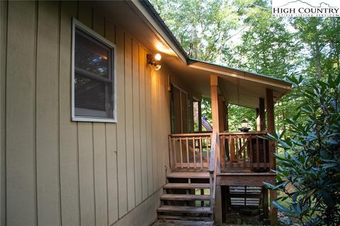 280 Rustic Rd, West Jefferson, NC 28694 photo 7
