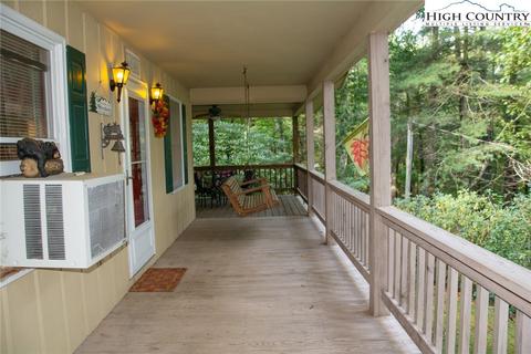 280 Rustic Rd, West Jefferson, NC 28694 photo 8