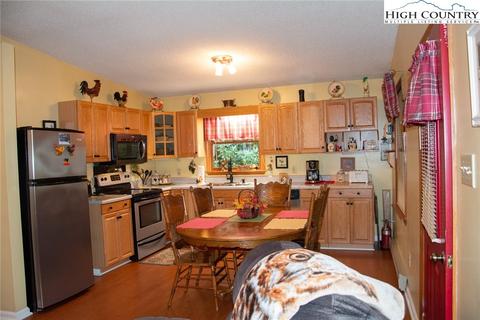 280 Rustic Rd, West Jefferson, NC 28694 photo 14