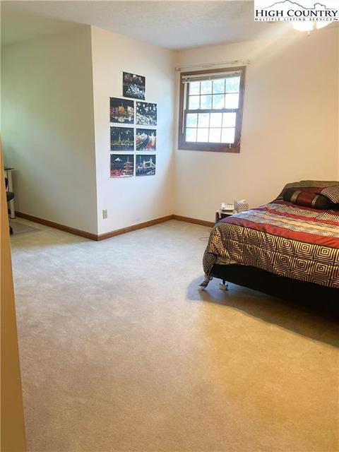 263 Logans Way, Sparta, NC 28675 photo 9