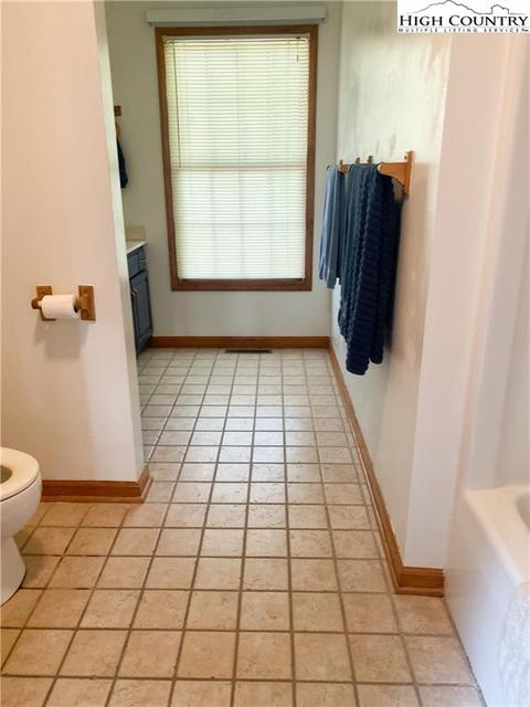 263 Logans Way, Sparta, NC 28675 photo 24