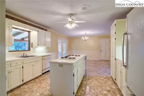 155 River Bend Rd, Sparta, NC 28675 photo 17