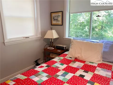 928 White Pine Dr, Ennice, NC 28623 photo 19