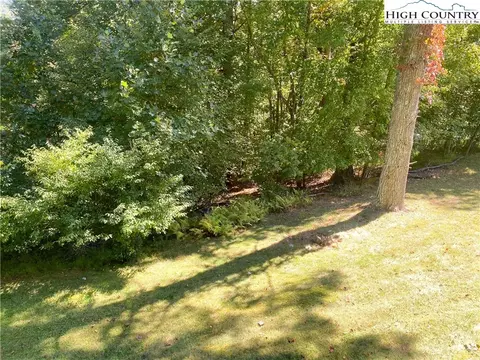 928 White Pine Dr, Ennice, NC 28623 photo 16