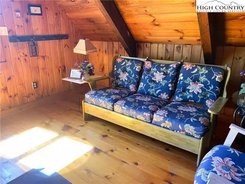 928 White Pine Dr, Ennice, NC 28623 photo 10