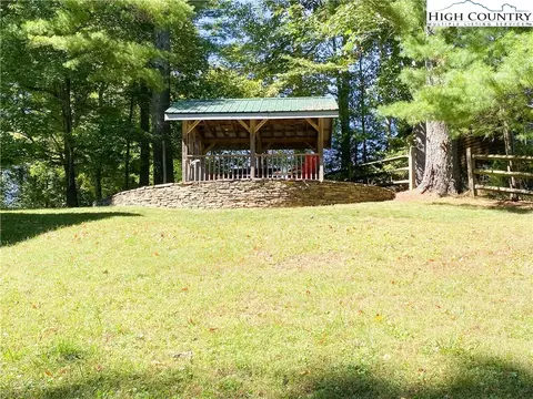 928 White Pine Dr, Ennice, NC 28623 photo 32