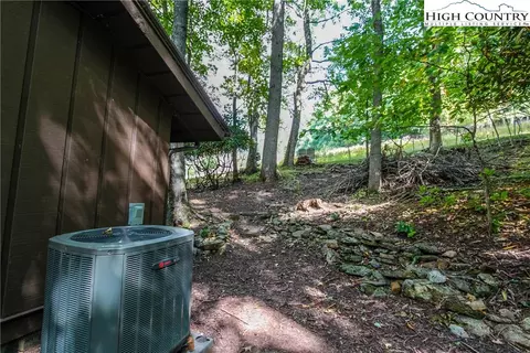 177 Quiet Pl, Todd, NC 28684 photo 8