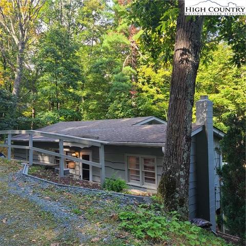 220 Bradley, Boone, NC 28607 photo 4