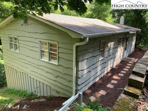 220 Bradley, Boone, NC 28607 photo 1