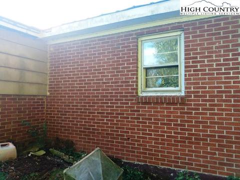 455 Monroe Miller Rd, Lansing, NC 28643 photo 11