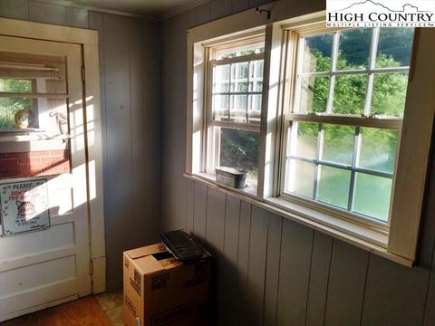 455 Monroe Miller Rd, Lansing, NC 28643 photo 9