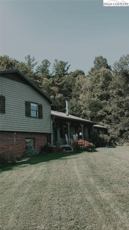 613 Dick Watson Rd, Deep Gap, NC 28618 photo 2