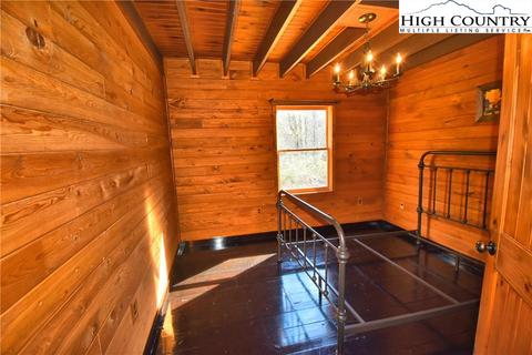 764 Konnarock Rd, Damascus, VA 24236 photo 9