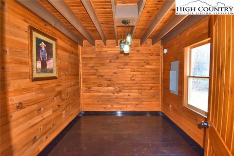 764 Konnarock Rd, Damascus, VA 24236 photo 11