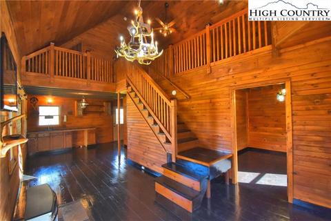 764 Konnarock Rd, Damascus, VA 24236 photo 3