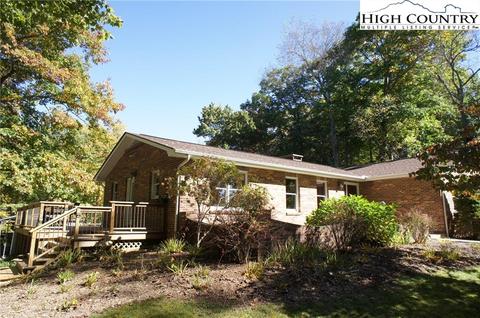 155 Ridge Point Dr, Boone, NC 28607 photo 9