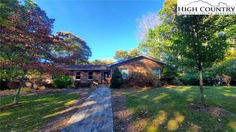 155 Ridge Point Dr, Boone, NC 28607 photo 4