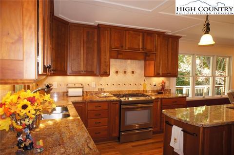 155 Ridge Point Dr, Boone, NC 28607 photo 32