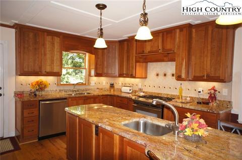 155 Ridge Point Dr, Boone, NC 28607 photo 31
