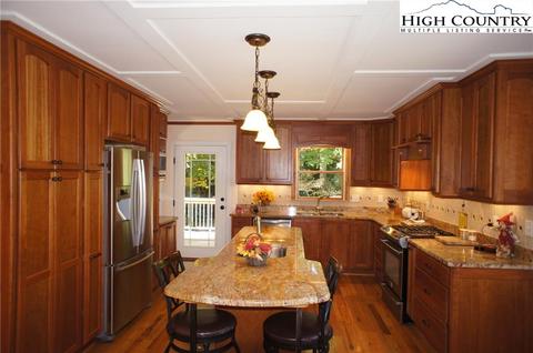 155 Ridge Point Dr, Boone, NC 28607 photo 28
