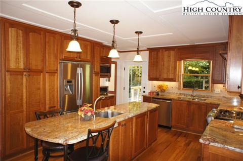 155 Ridge Point Dr, Boone, NC 28607 photo 30