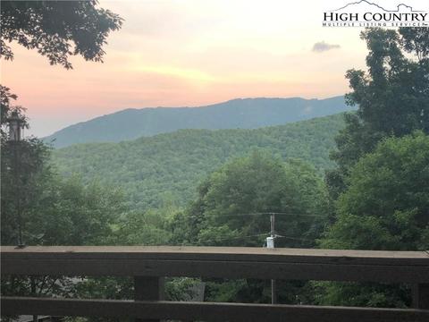 237 Cliffside Ln, Seven Devils, NC 28604 photo 2