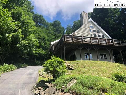 237 Cliffside Ln, Seven Devils, NC 28604 photo 1