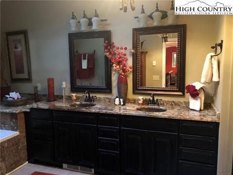 237 Cliffside Ln, Seven Devils, NC 28604 photo 16