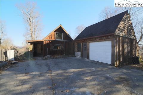 856 Eagle Dr, Boone, NC 28607 photo 1