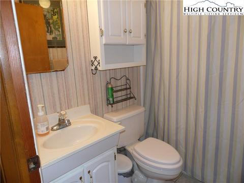 128 Mitchell Mountain Rd, Sparta, NC 28675 photo 23