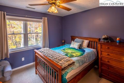 868 Forestridge, Boone, NC 28607 photo 26