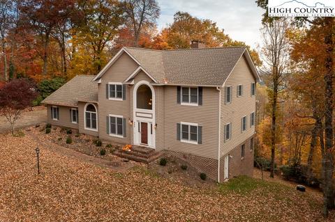 868 Forestridge, Boone, NC 28607 photo 1