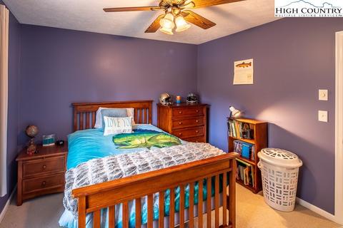 868 Forestridge, Boone, NC 28607 photo 27