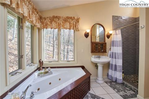 544 Algonquin Dr, Boone, NC 28607 photo 20