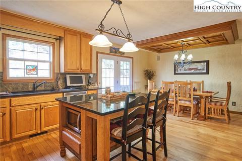 544 Algonquin Dr, Boone, NC 28607 photo 9