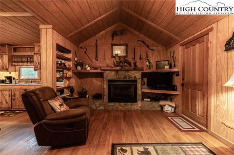8839 Elk Creek Rd, Deep Gap, NC 28618 photo 42