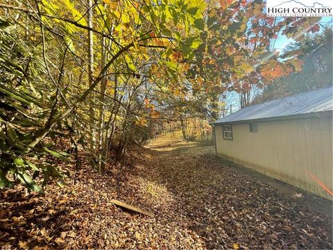 2400 2402 Hardin Rd, Boone, NC 28607 photo 4
