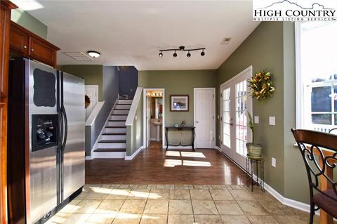 304 High Meadows Dr, Boone, NC 28607 photo 17