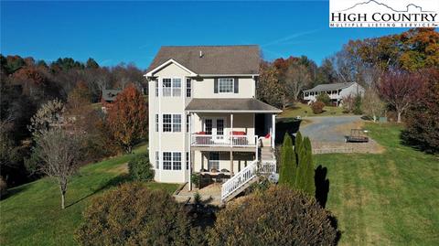 304 High Meadows Dr, Boone, NC 28607 photo 3