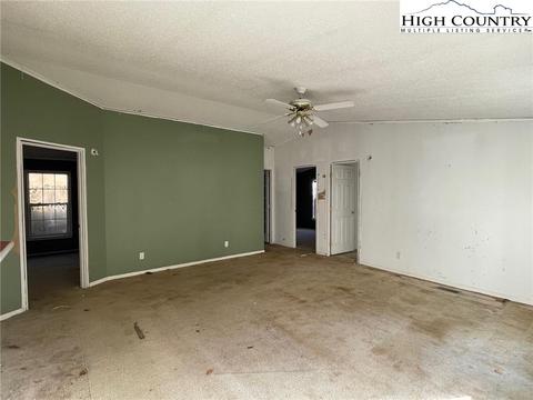 2428 Smithey Rd, Crumpler, NC 28617 photo 5